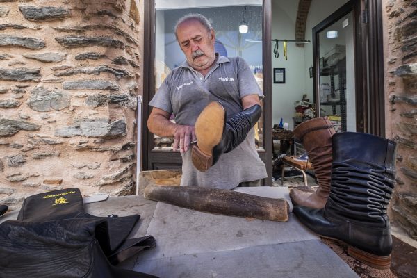 Geleneksel Zanaatların Yaşatılması Kategorisinde Jüri Özel Ödülü