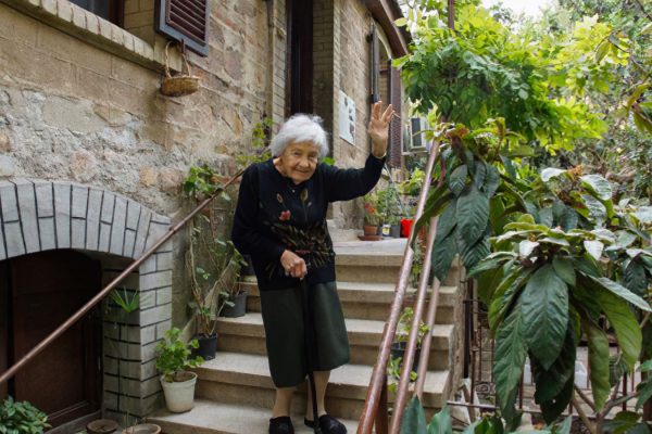 İzmir Özel Türk Koleji Anadolu Lisesi- İzmirli Örnek Cumhuriyet Kadını Ayşe Mayda Okul Projeleri Teşvik Ödülü