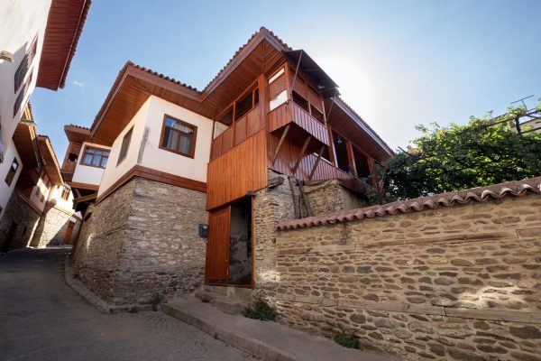 Tarihi Yapıda Yaşam (Konut)